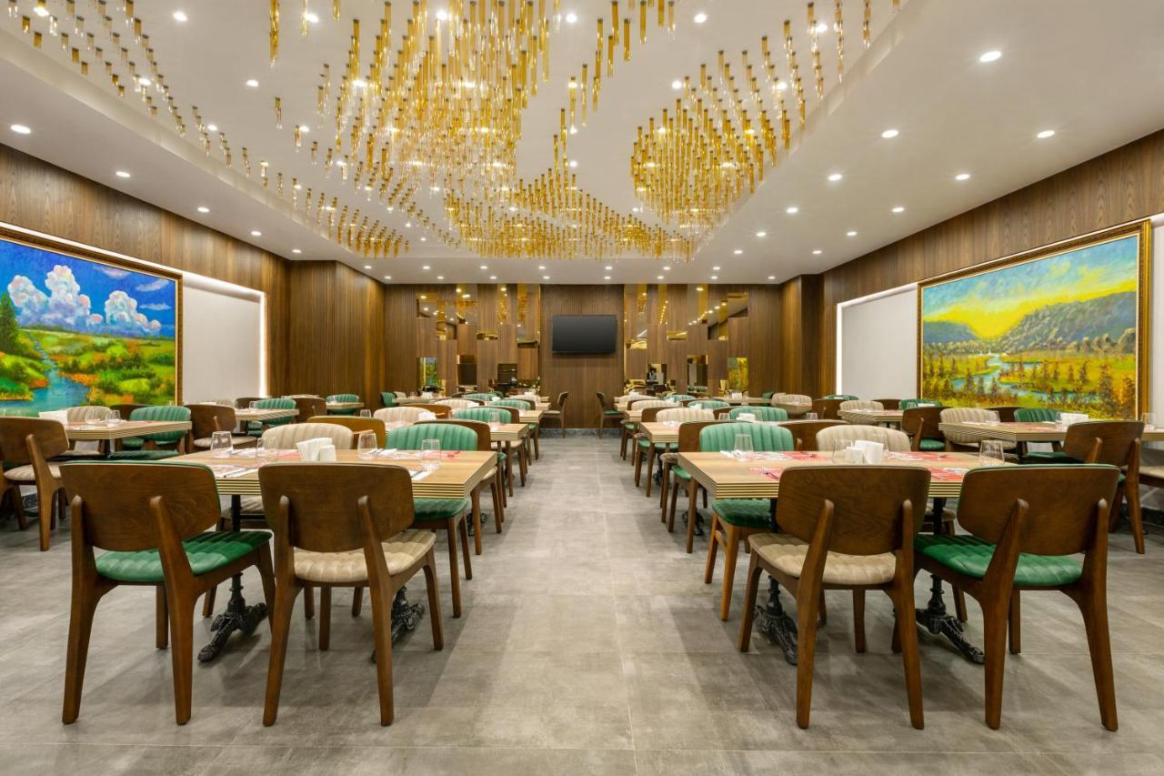 فندق Ramada By Wyndham Istanbul Umraniye المظهر الخارجي الصورة